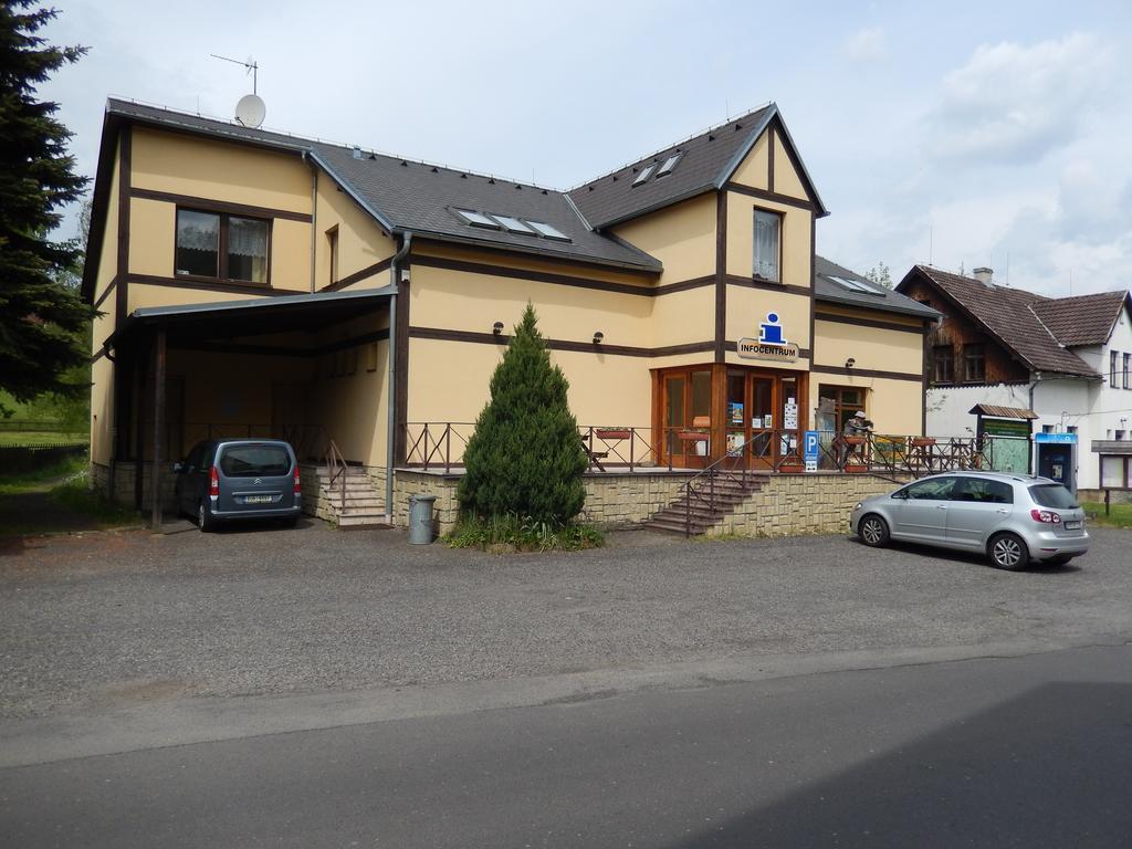 Penzion v Infocentru Srbská Kamenice Exteriér fotografie